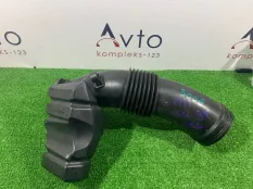 Патрубок воздушного фильтра Audi A5