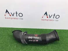 Патрубок воздухозаборника Volkswagen Touareg