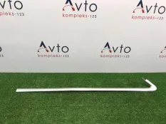 Молдинг стекла Audi A5