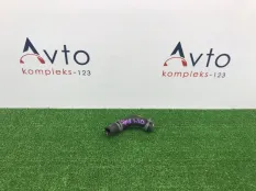 Патрубок системы охлаждения Volkswagen Passat Variant