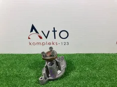 Насос водяной (помпа) Volkswagen Passat Variant