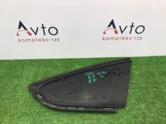 Стекло глухое Audi A5