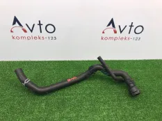 Патрубок системы охлаждения Volkswagen Sharan