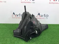 Корпус воздушного фильтра Audi A4