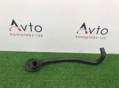 патрубок отопителя Mercedes-Benz C-Class