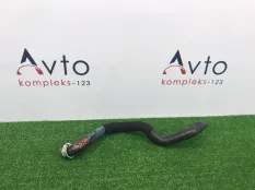 Патрубок системы охлаждения Mercedes-Benz C-Class