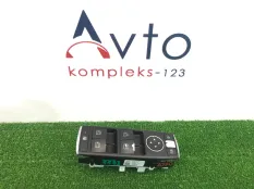 Блок управления стеклоподъемниками Mercedes-Benz E-Class