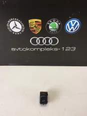 Кнопка открывания багажника Audi A6