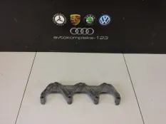 Кронштейн впускного коллектора Audi A6
