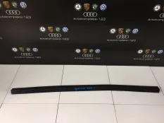 Уплотнитель капота Audi A5