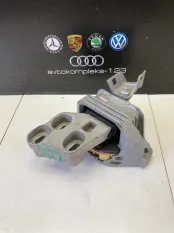 Подушка АКПП Mercedes-Benz B-Class