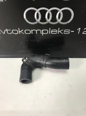 Патрубок системы охлаждения Audi Q7