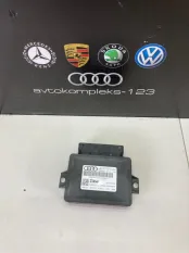 Блок управления стояночным тормозом Audi A6
