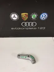 Кронштейн катализатора Mercedes-Benz C-Class
