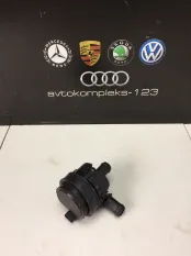 Насос водяной (помпа) Mercedes-Benz B-Class