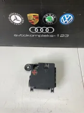 Клемма Audi A4