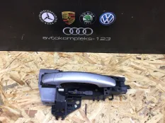 Ручка двери Audi Q3