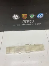 Крышка салонного фильтра Audi Q5