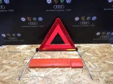 Знак аварийной остановки Mercedes-Benz Viano