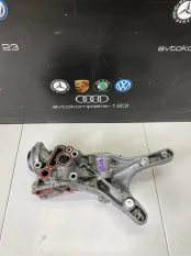 Кронштейн масляного фильтра Audi Q3