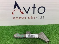 Кронштейн впускного коллектора Audi A4