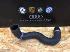 Патрубок радиатора Mercedes-Benz Viano