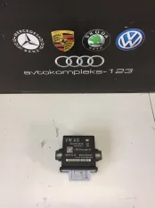 Блок управления светом Audi Q3