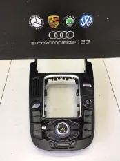 Панель управления мультимедийной системы Audi A5