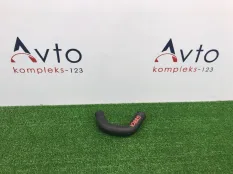 Патрубок системы охлаждения Mercedes-Benz Viano