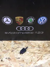Датчик стояночного тормоза Mercedes-Benz Viano