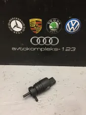 Насос омывателя Mercedes-Benz E-Class