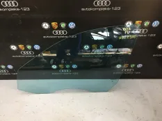 Стекло двери Mercedes-Benz E-Class