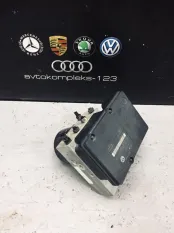 Блок abs (насос) Volkswagen Touareg