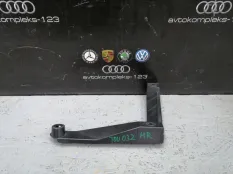 Кронштейн бампера Volkswagen Touareg