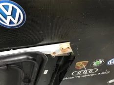 Стекло глухое Volkswagen Touareg