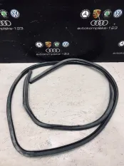 Уплотнение двери Volkswagen Touareg