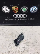 Кнопка памяти сидений Audi A6