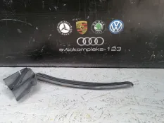 Уплотнение стекла Mercedes-Benz SLK-Class