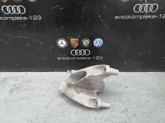 Кронштейн двигателя Audi A6