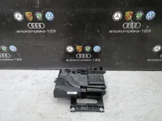 Блок предохранителей Volkswagen Touareg