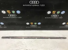 Молдинг стекла Mercedes-Benz C-Class
