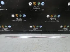 Молдинг стекла Mercedes-Benz B-Class