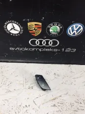 Кнопка центрального замка Mercedes-Benz R-Class