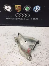 Кронштейн двигателя Audi A5