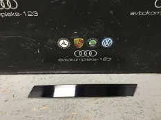 Молдинг стекла Mercedes-Benz R-Class