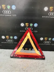 Знак аварийной остановки Mercedes-Benz A-Class