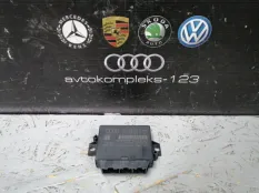 Блок управления парктрониками Audi A4