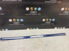 Молдинг двери Audi A4