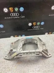 Кронштейн акпп Audi A6