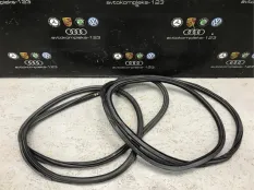 Уплотнение двери Audi A6